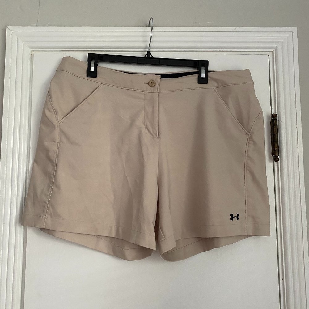 Under Armour Women's Khaki Performance Shorts Size 18